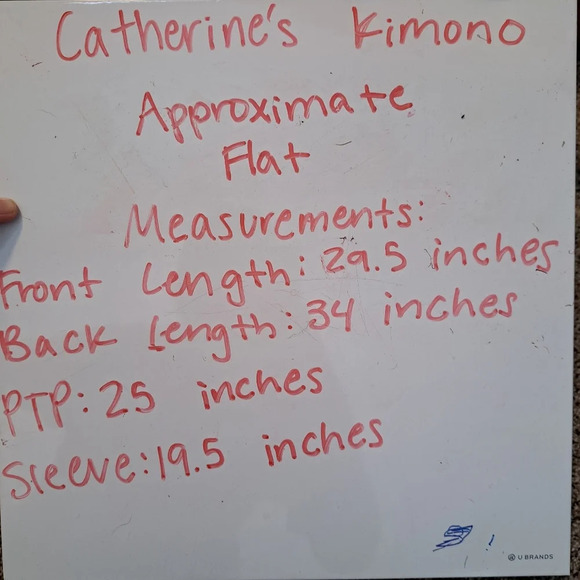 Catherines White Pink Geometric Flowy Boho Artsy Shawl Kimono Size 18/20W - Picture 6 of 6